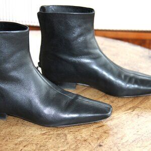 WOMEN'S DESIGNER ANKLE BOOTS BY VINCE